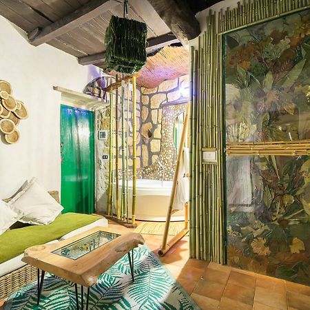 Opera Suites - Il Sentiero Della Felicita Calcata Kültér fotó