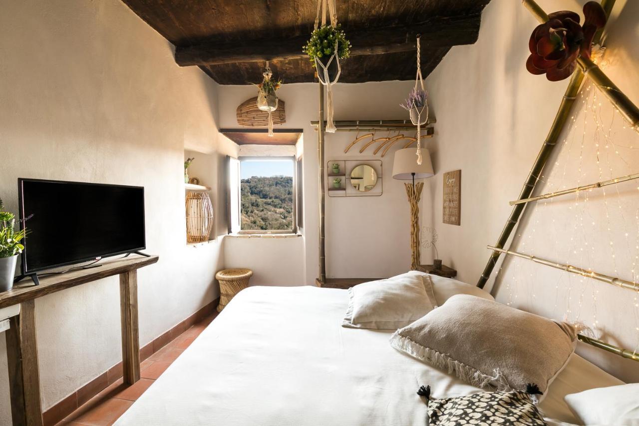 Opera Suites - Il Sentiero Della Felicita Calcata Kültér fotó