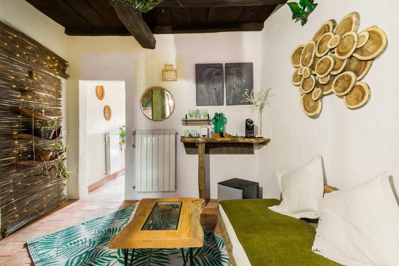 Opera Suites - Il Sentiero Della Felicita Calcata Kültér fotó